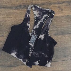 Cropped Vest